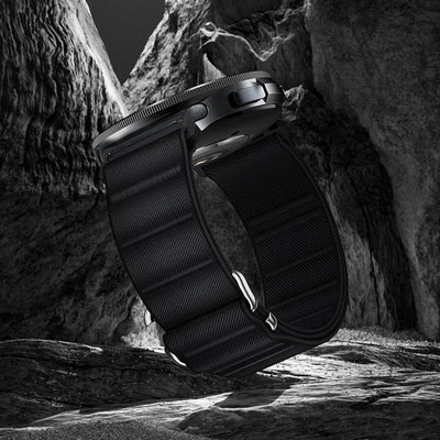 Outdoor Nylon Strap - The Z Flip Case