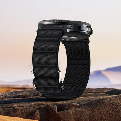 Outdoor Nylon Strap - The Z Flip Case