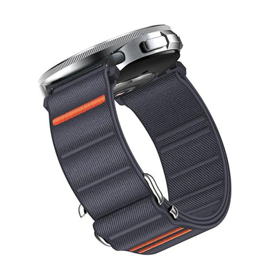 Outdoor Nylon Strap - The Z Flip Case